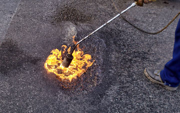 Eaton Socon flat roofing repairs